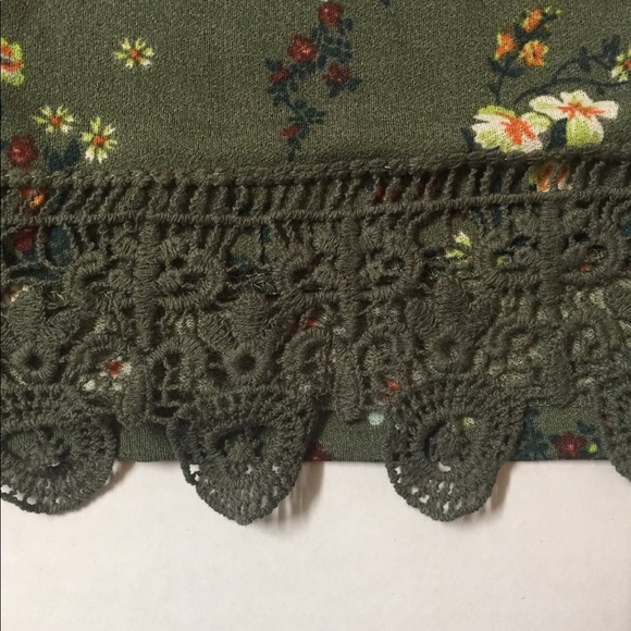 Floral green dress - Picture 4 of 4